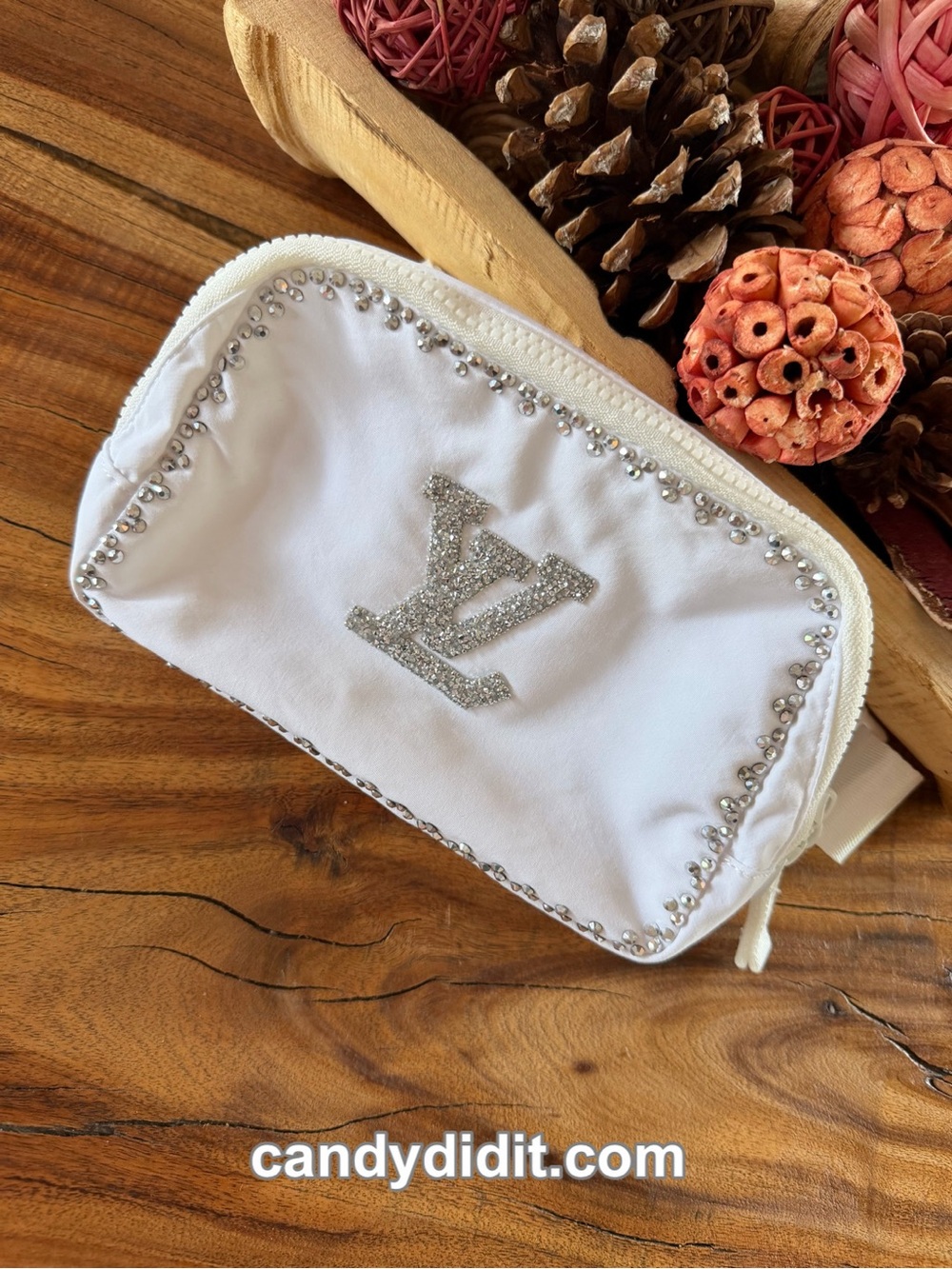 New! Handmade Candy Did It! White With Silver Crystal Logo Bum Bag Purse - Picture 7 of 13